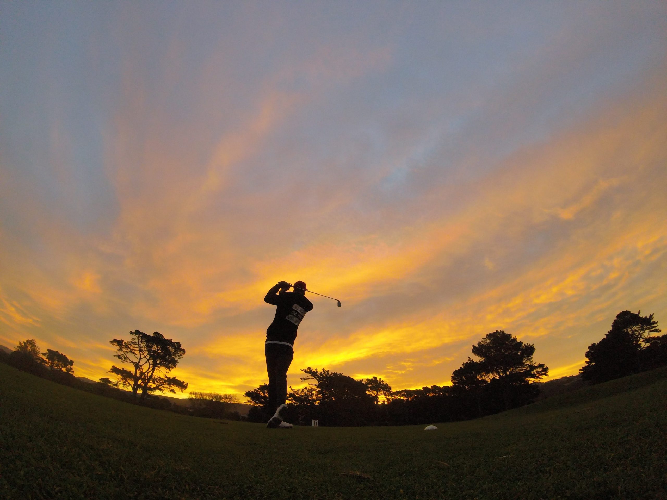 golf coucher de soleil