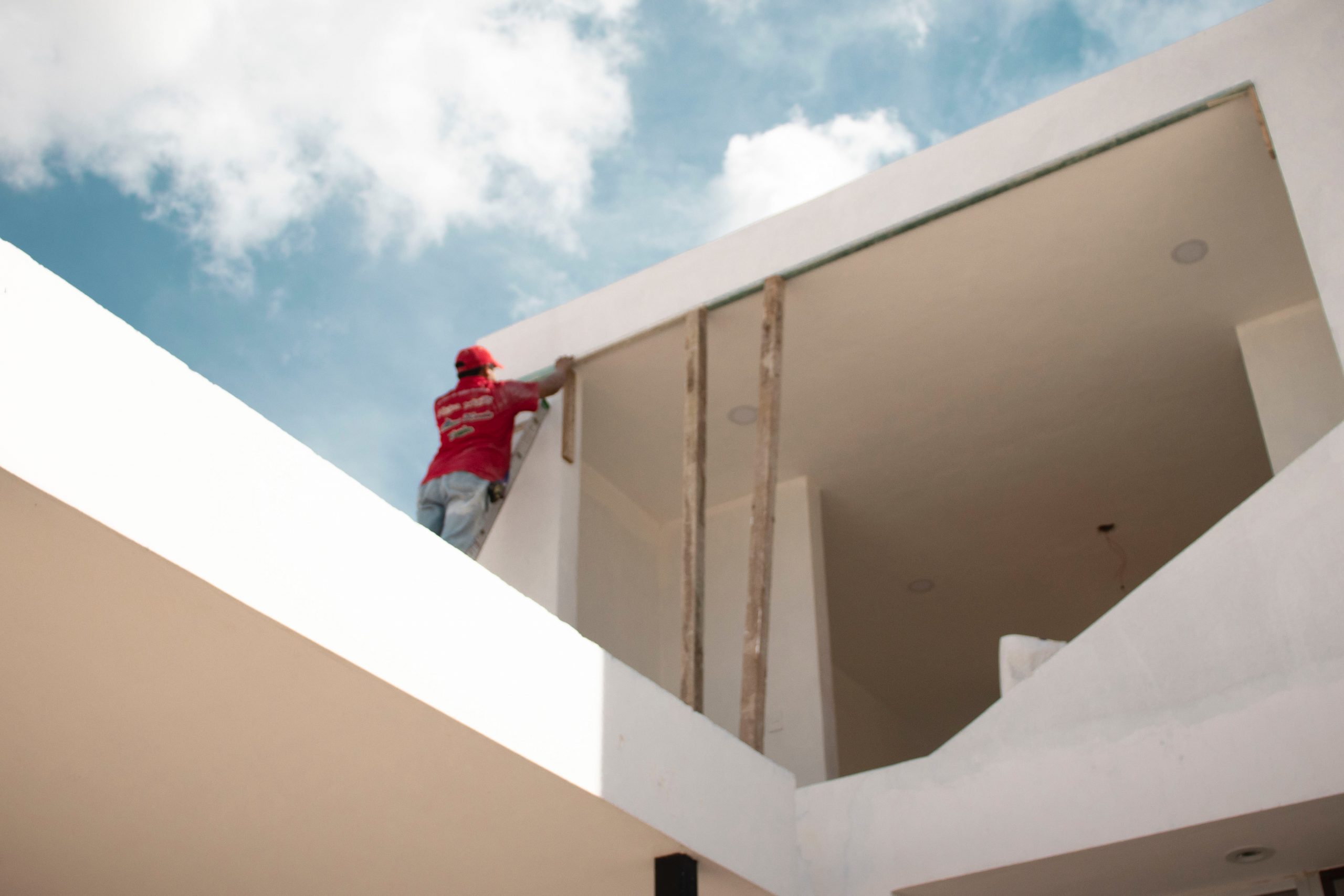 menuisier sur un chantier